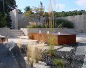 Wasserspiele für Natursteingarten oder Terrasse