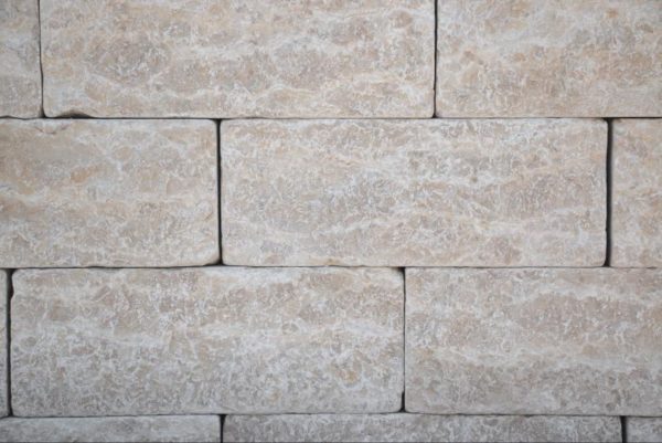 Mauerstein Kalkstein Kanfanar® Typ Pula, 4 Seiten gesägt, 2 Seiten gespalten und getrommelt