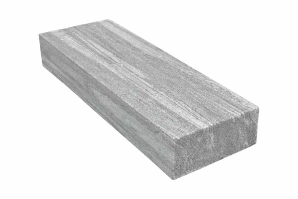 Blockstufe Gneis Silver Stripe, grau-weiß gebändert