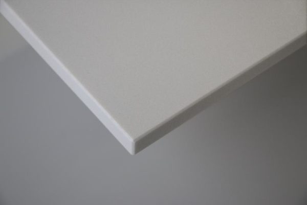 Fensterbank Quarzkomposit Agglo Super White, poliert